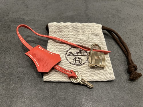 Hermes gold cadena lock - gold,